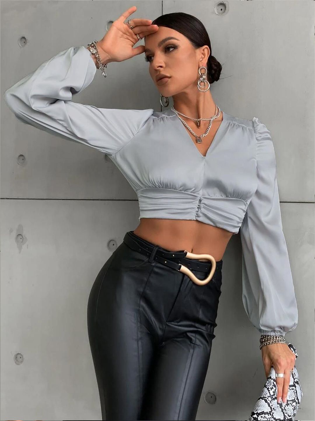 Kotty Solid V-Neck  Cinched Waist Ruched Crop Top