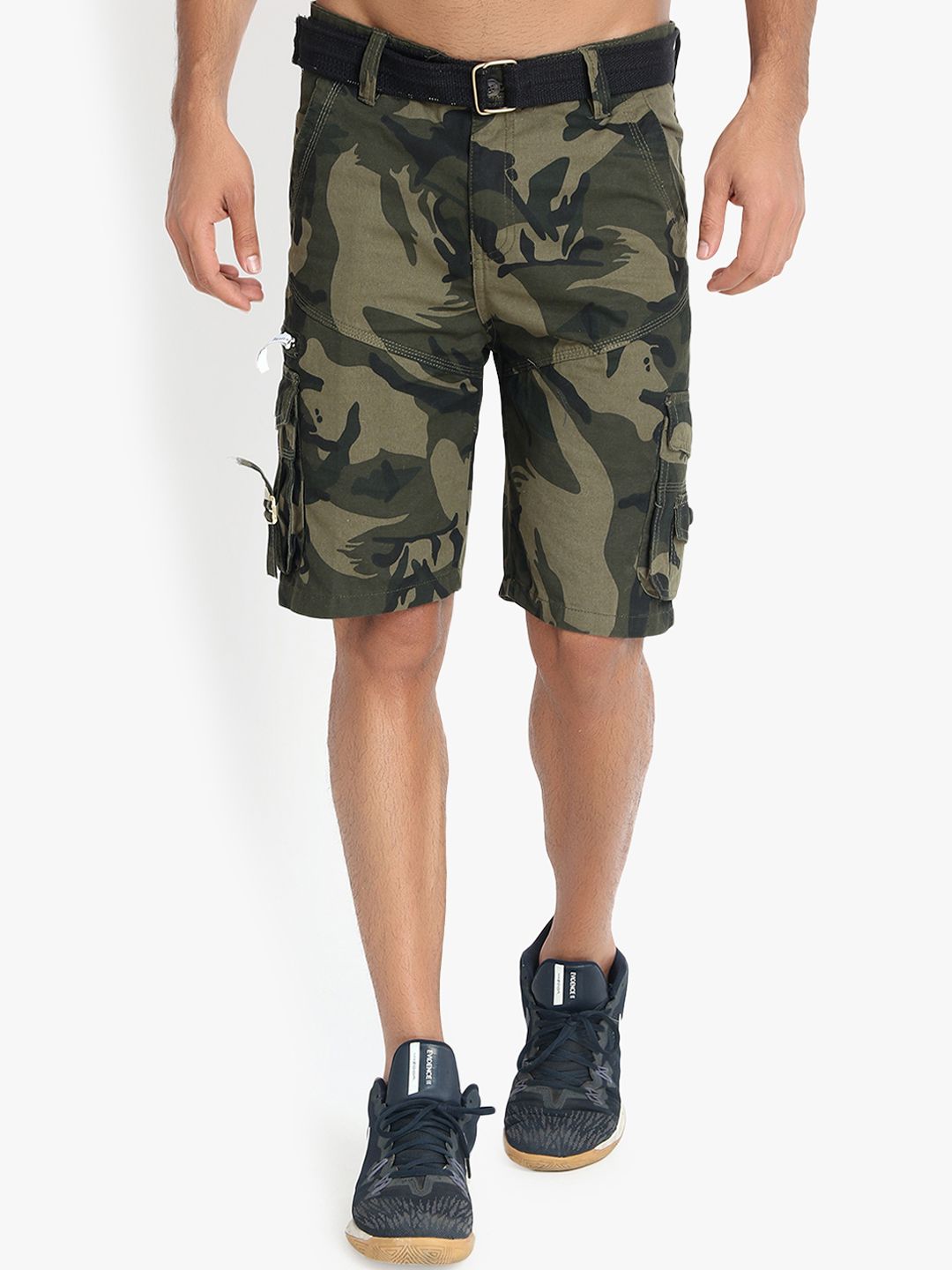 Kotty Men Green Camouflage Printed Regular Fit Cargo Shorts