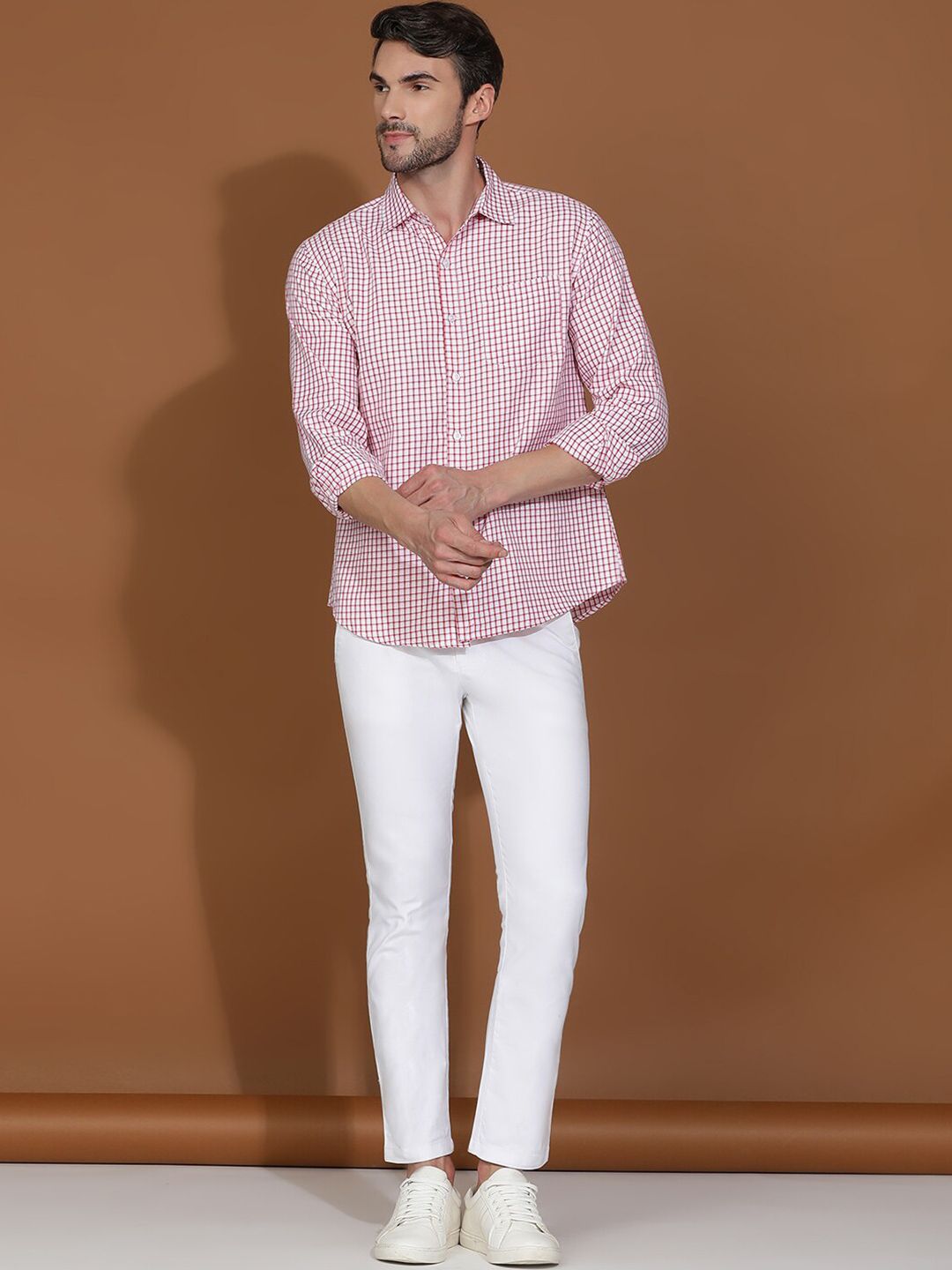 Kotty New Checked Spread Collar Casual Shirt