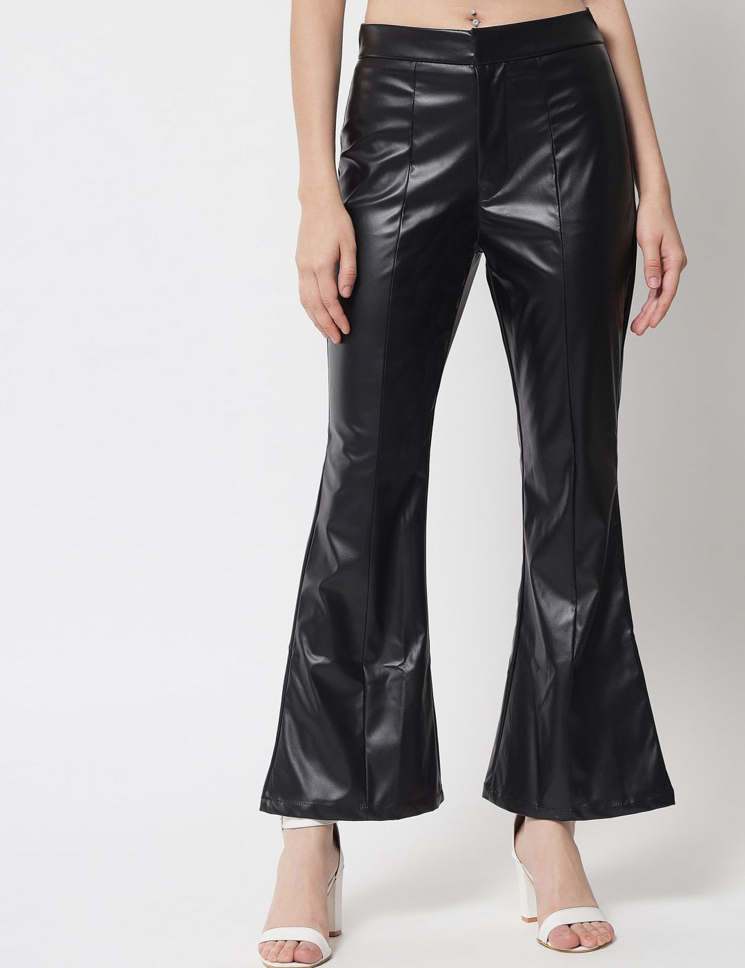 Kotty Women Black Relaxed Flared Trousers