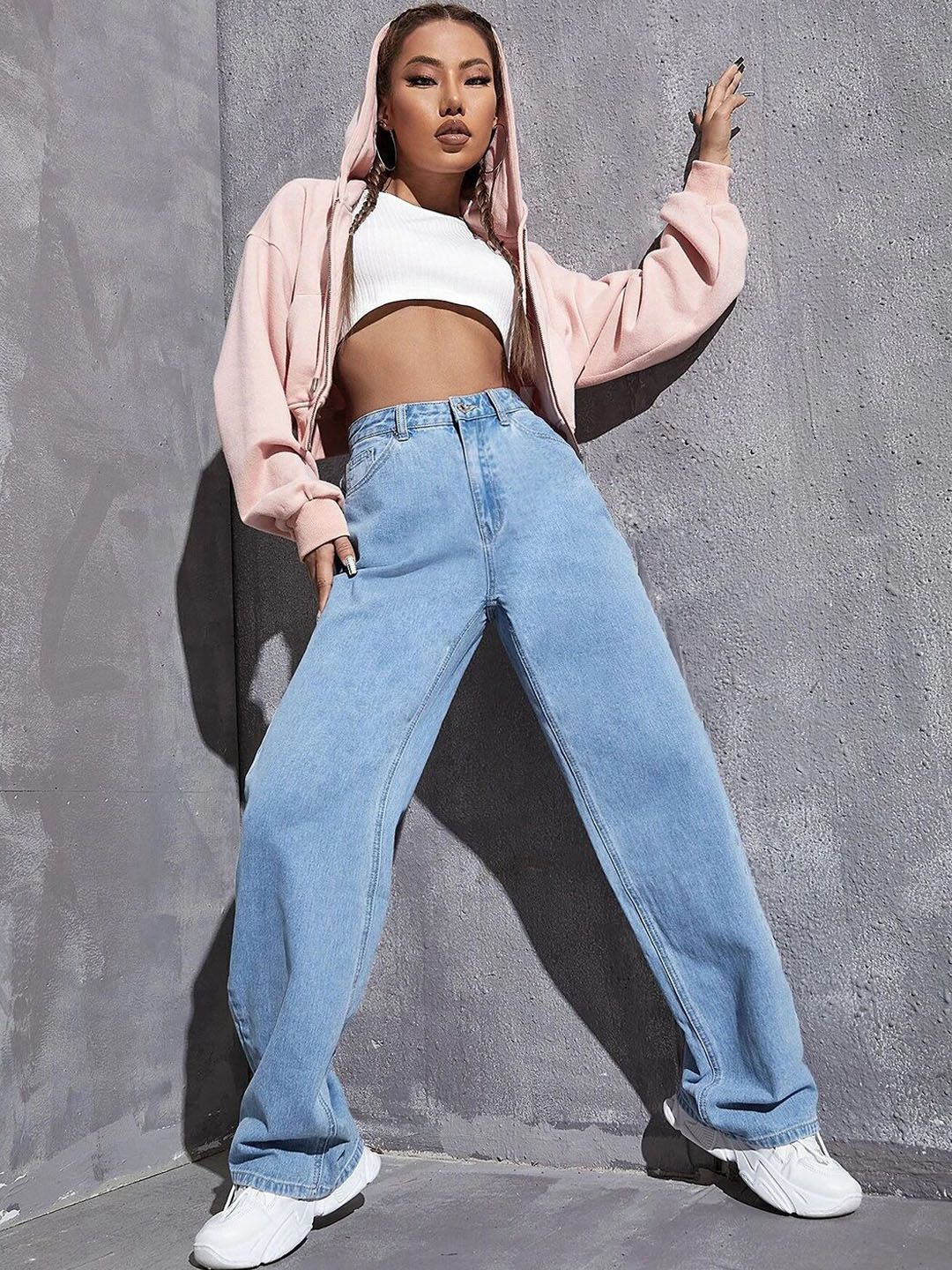 Kotty Women Jean Straight Fit Leg High-Rise Light Fade Stretchable Jeans