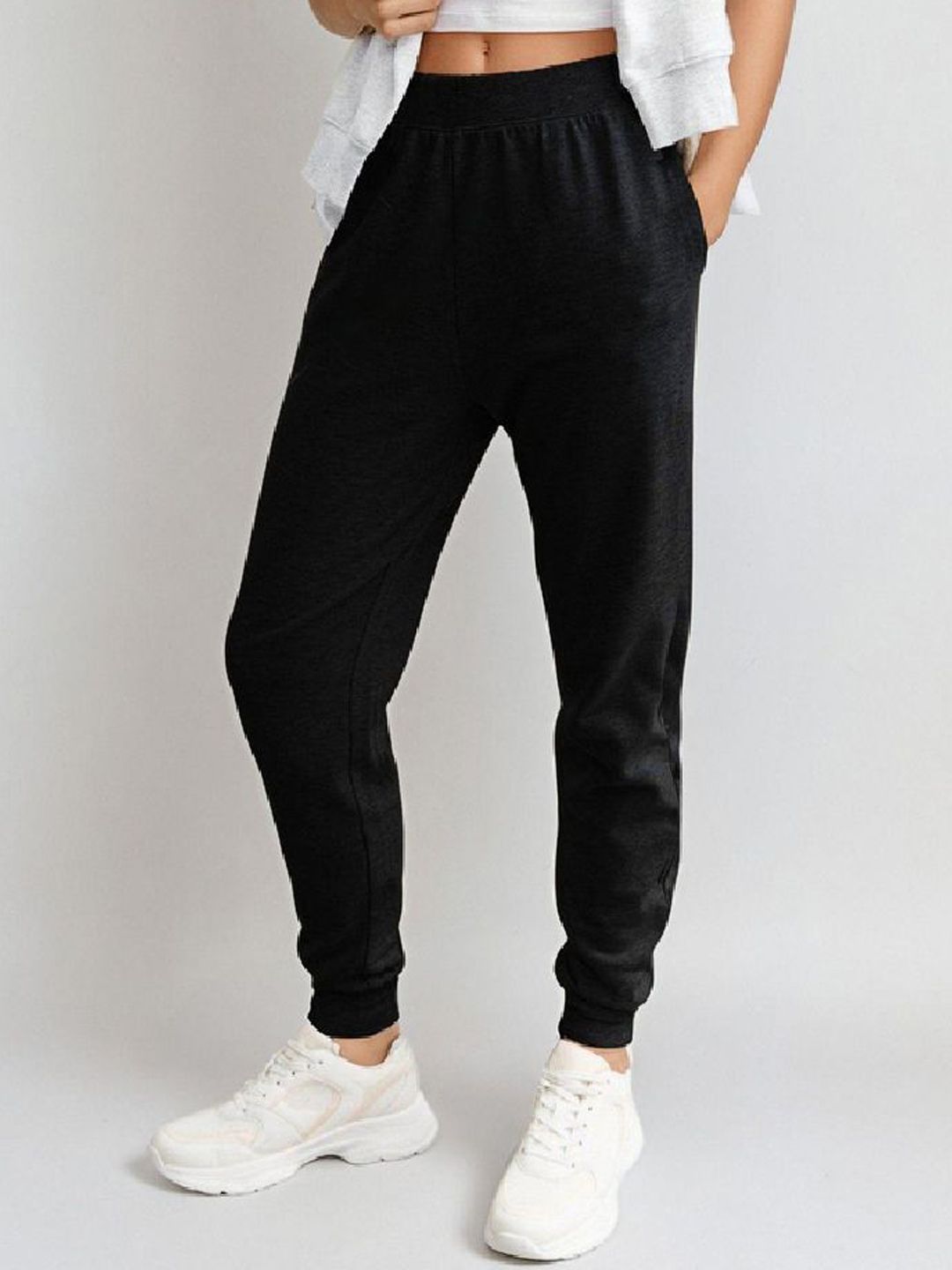 Kotty Women Mid Rise Joggers
