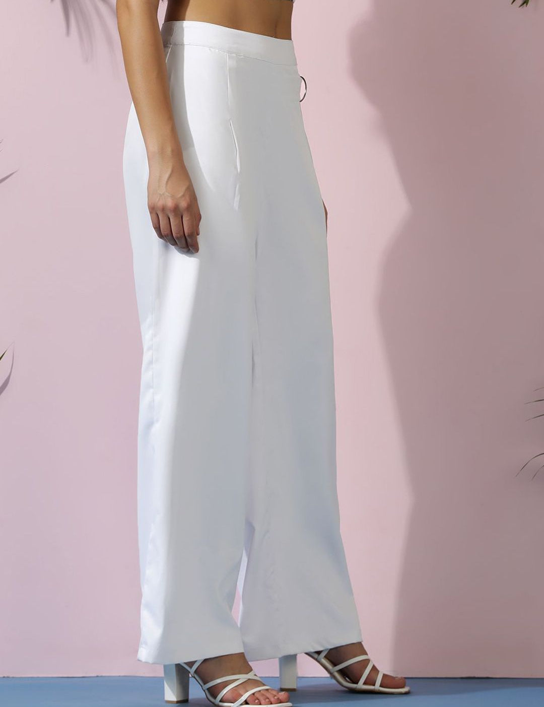 Kotty Women Relaxed Straight Fit High-Rise Easy Wash Wide Leg Trousers