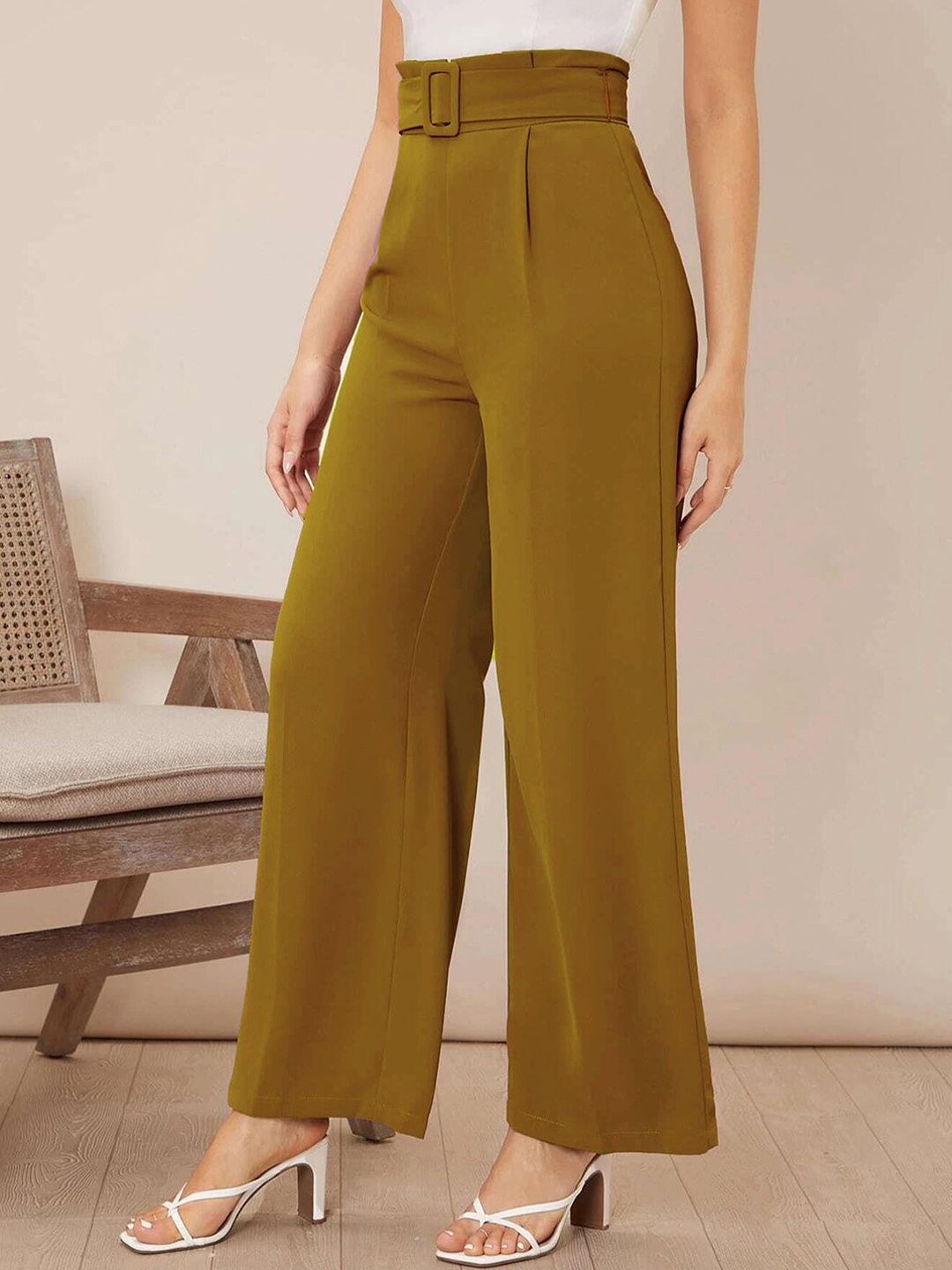 KOTTY BIZwear Women Relaxed Straight Fit High-Rise Easy Wash Pleated Trousers