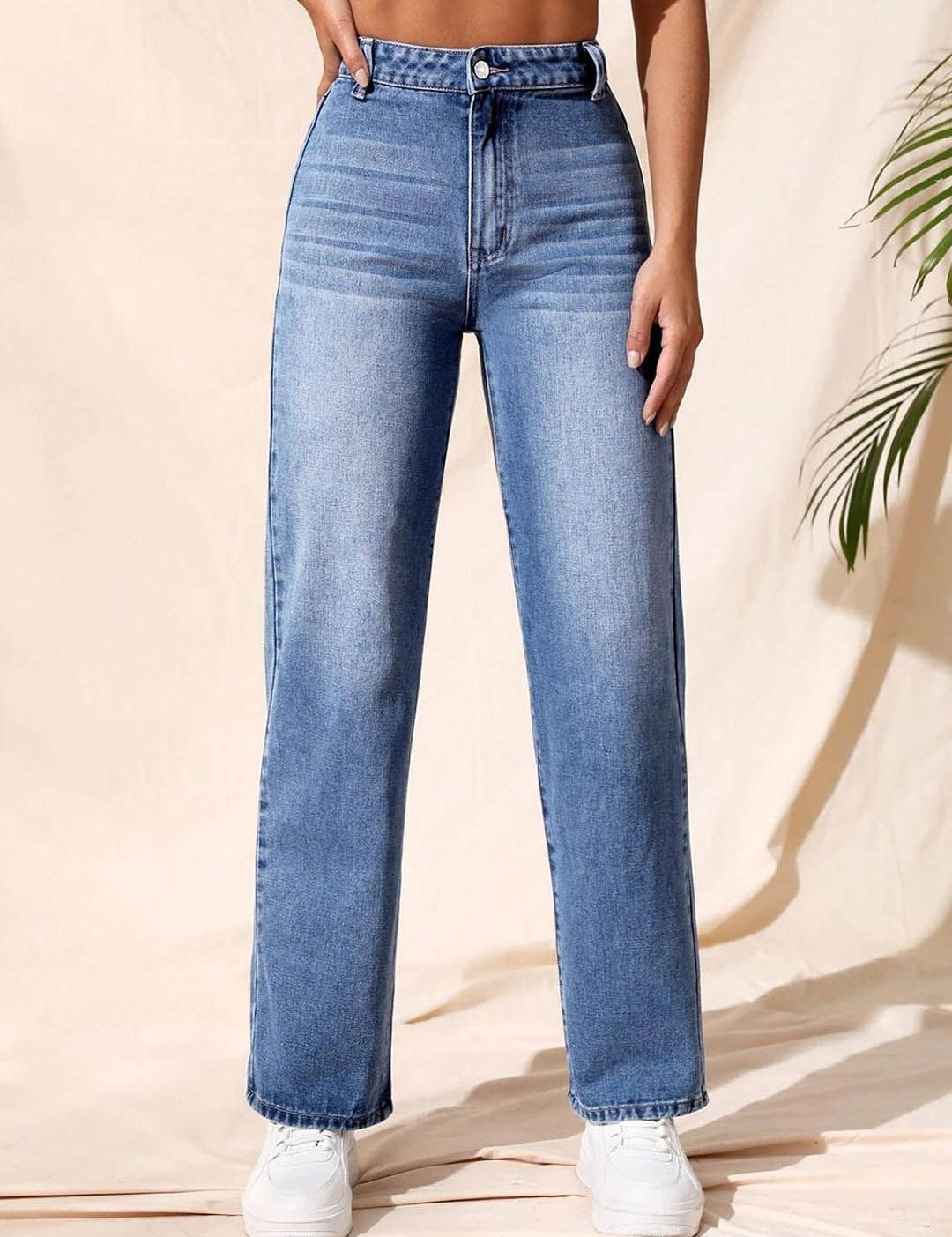 Kotty Women Straight Fit High-Rise Stretchable Jeans