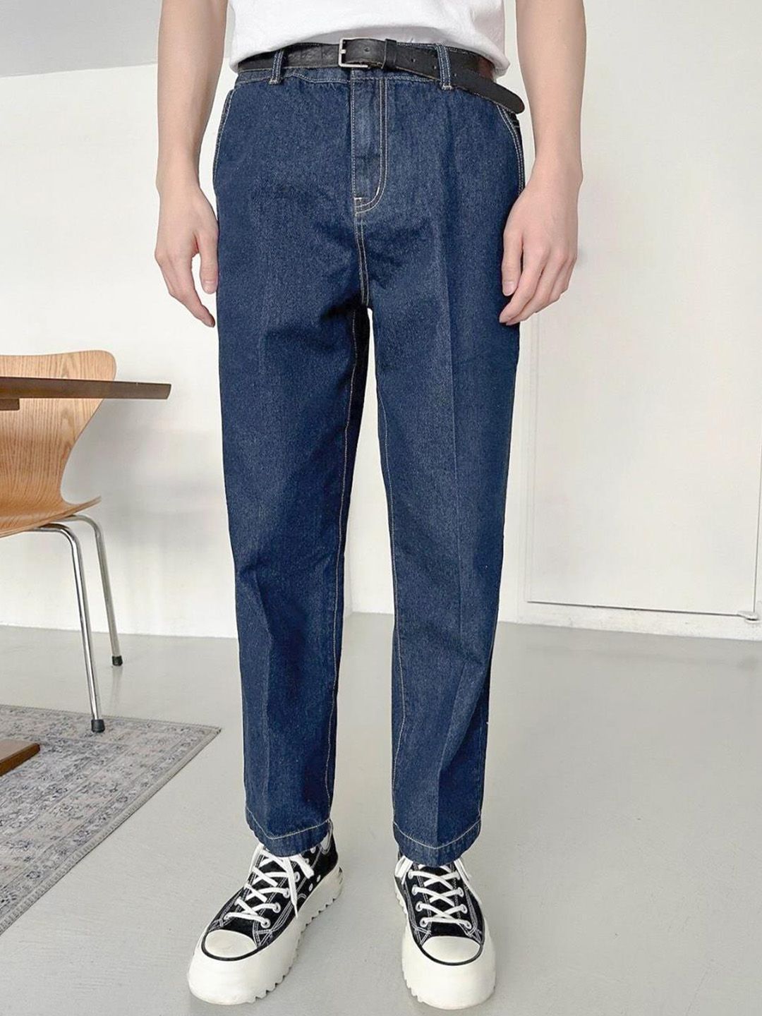 Kotty Men Slim Fit Low-Rise Clean Look Stretchable Cotton Jeans