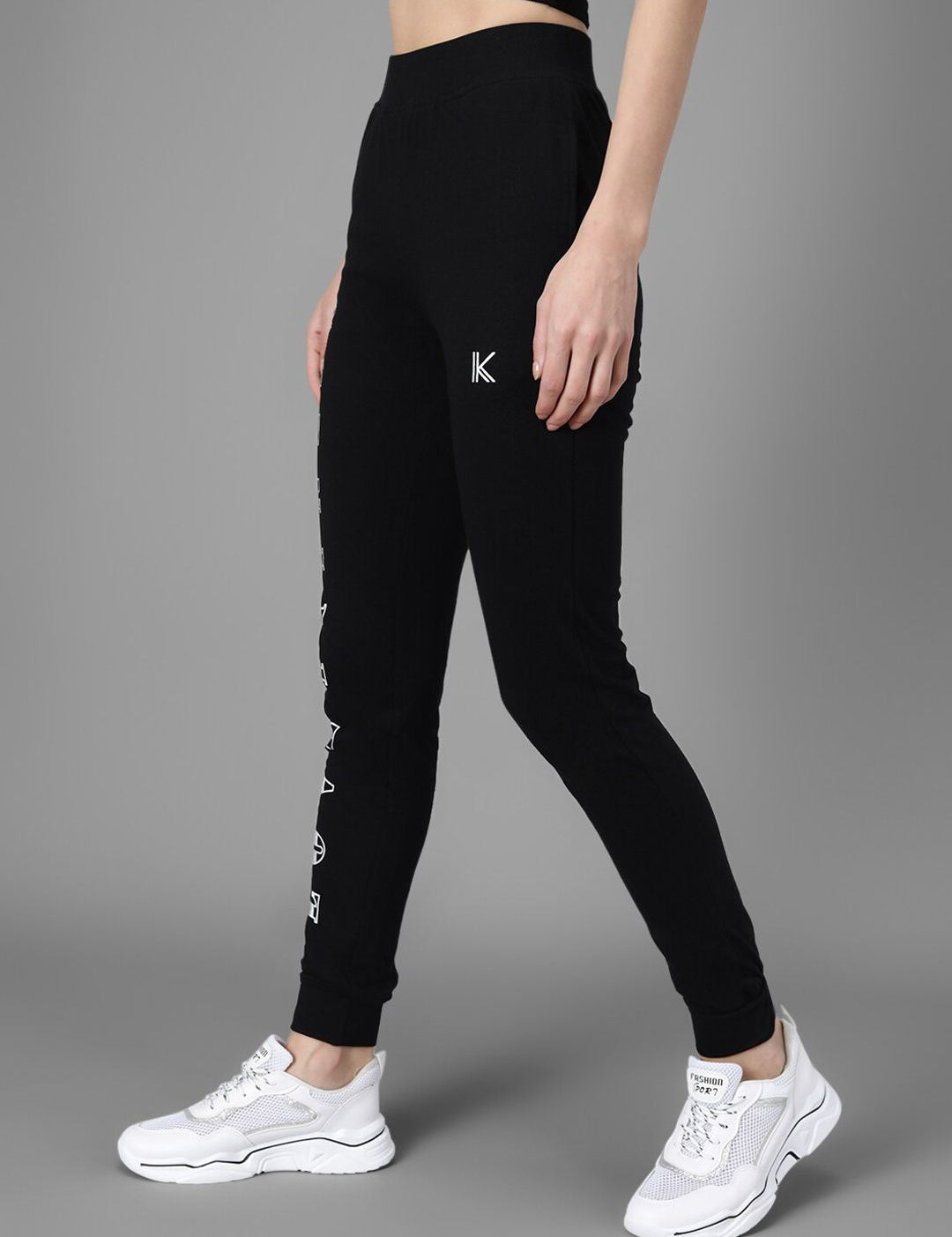 Kotty Women Black & White Printed Joggers