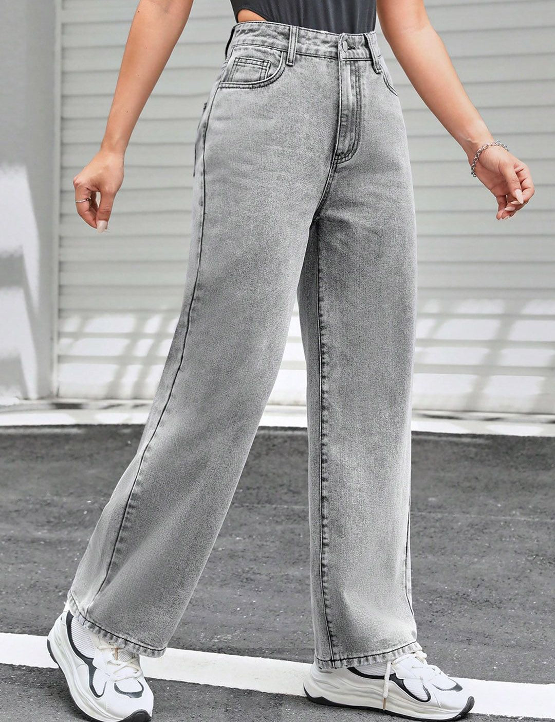 Kotty Women Blue Jean Straight Fit High-Rise Heavy Fade Stretchable Jeans