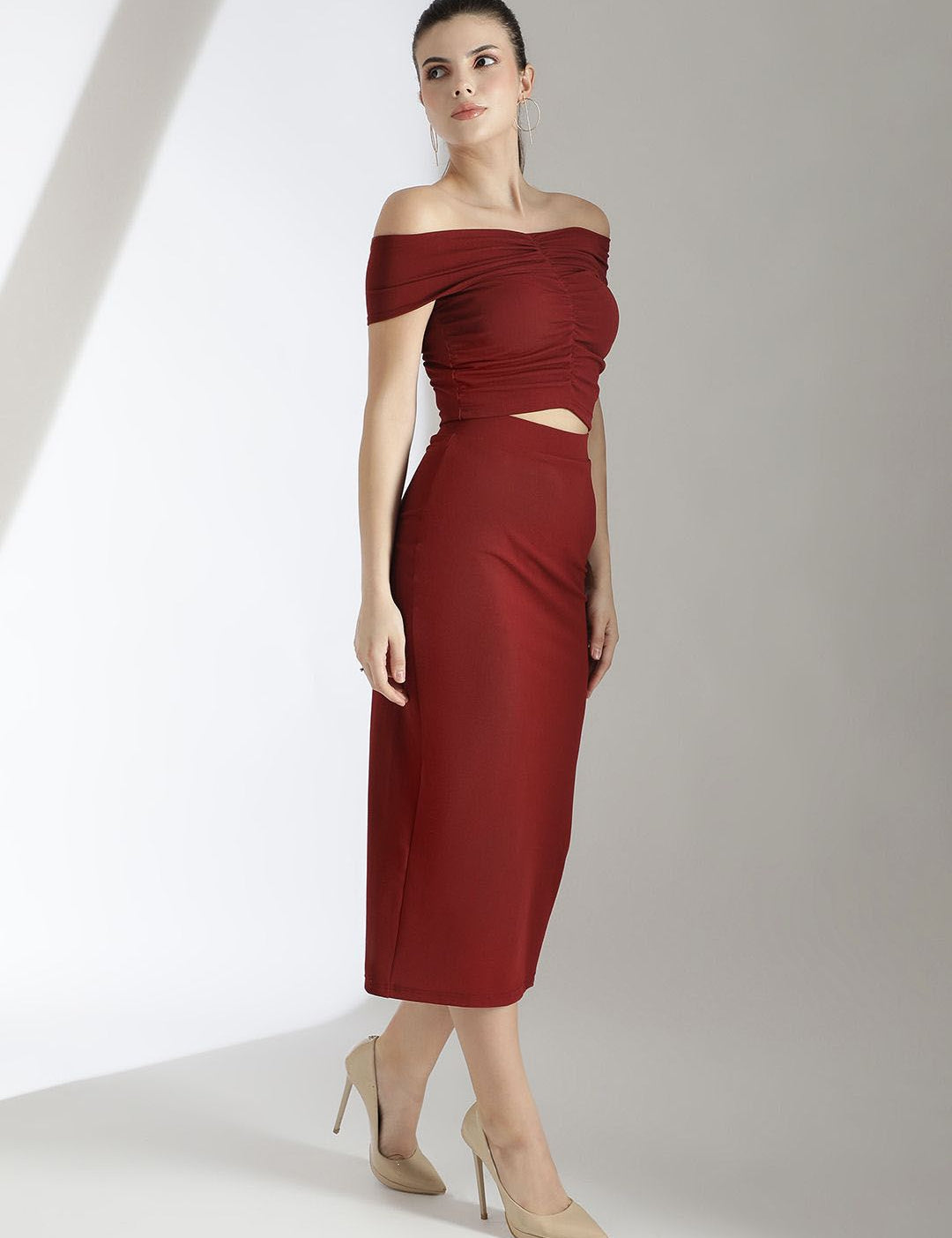 Kotty Maroon Off Shoulder Neck Top With Skirt