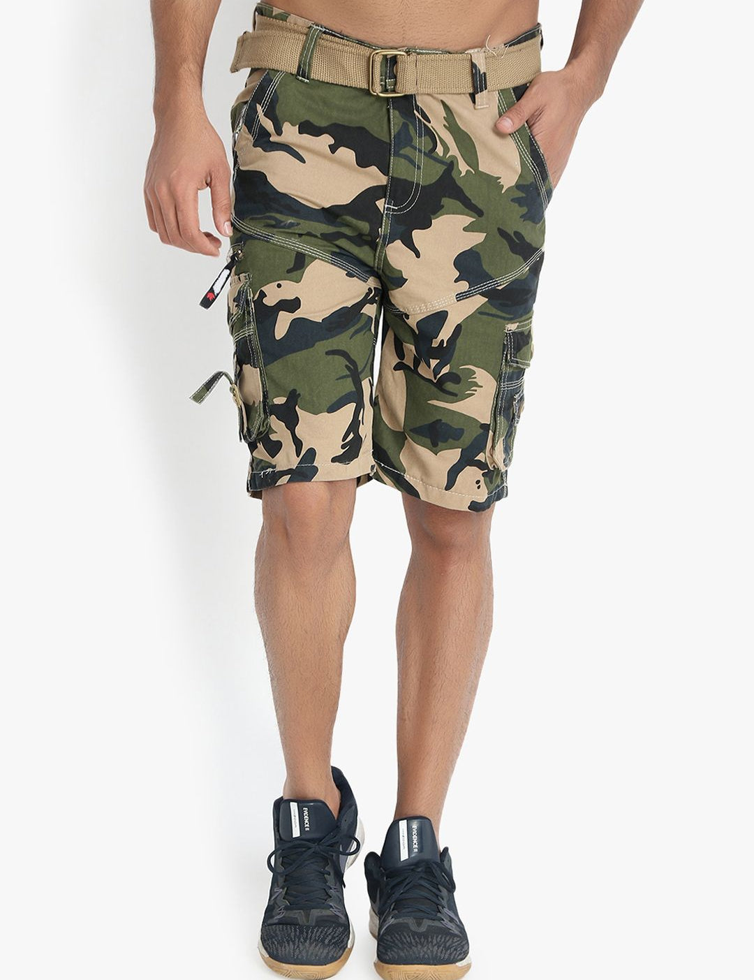 Kotty Men Olive Green Camouflage Printed Regular Fit Cargo Shorts