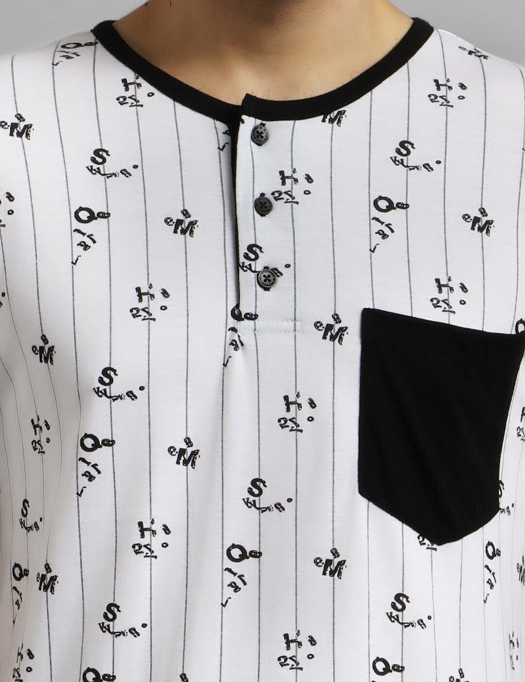 Kotty Men White Printed Round Neck T-shirt