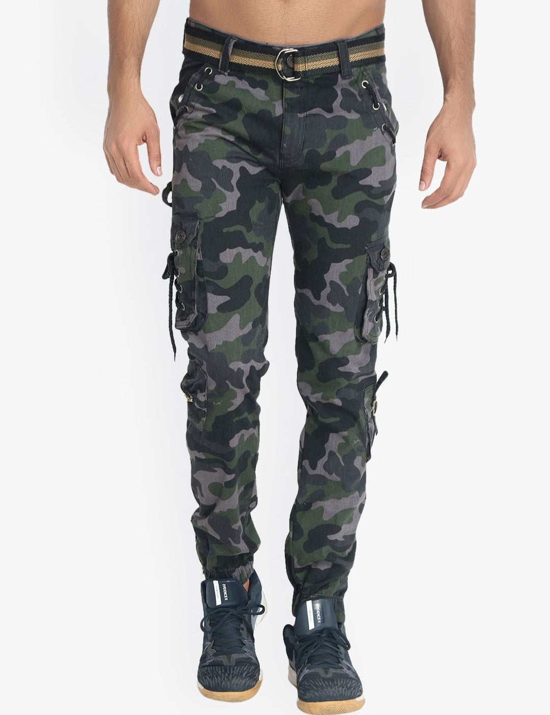 Kotty Men Black & Green Regular Fit Camouflage Printed Cargos