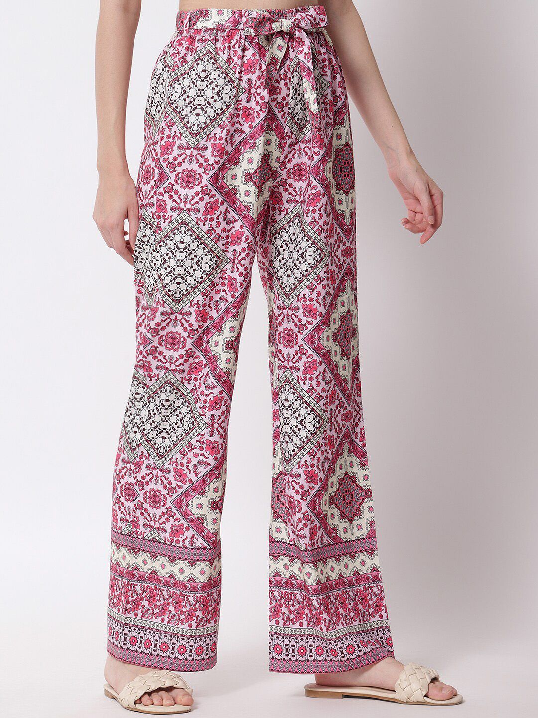 Kotty Women Purple Floral Printed Relaxed High-Rise Easy Wash Trousers