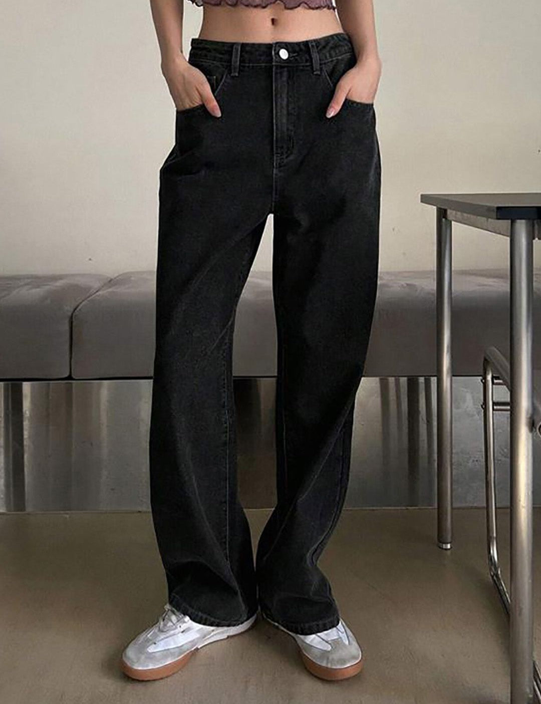 Kotty Women Straight Fit High-Rise Stretchable Jeans