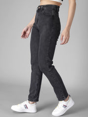 Kotty Women Black Skinny Fit High-Rise Clean Look Jeans