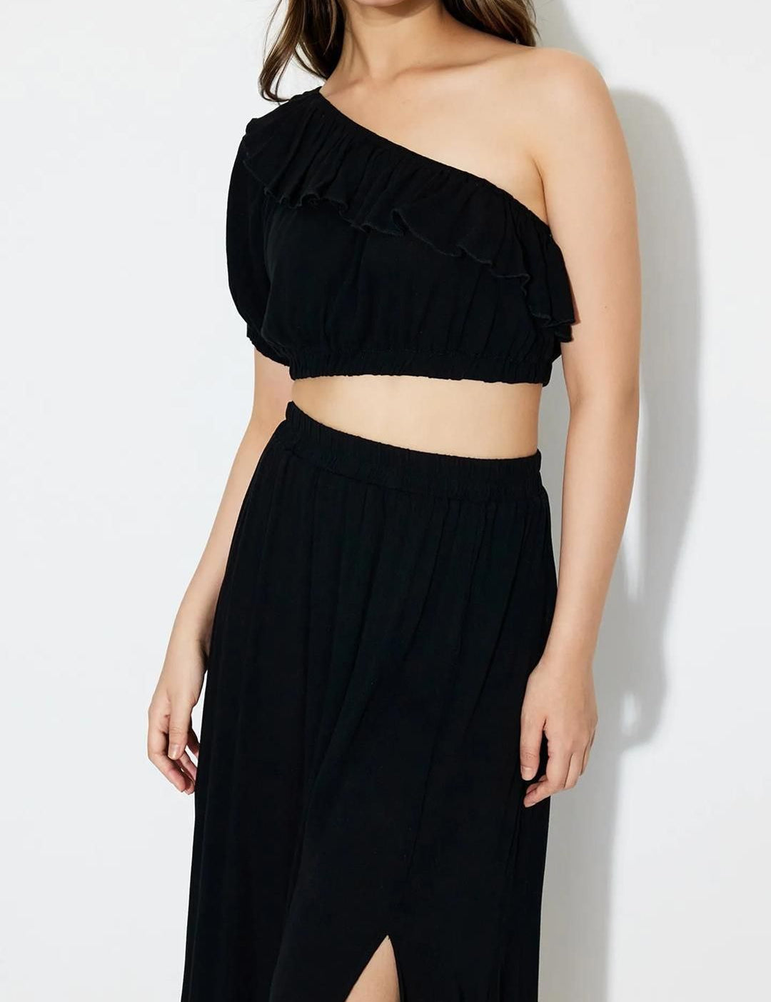 Kotty Black One Shoulder Top With Skirt
