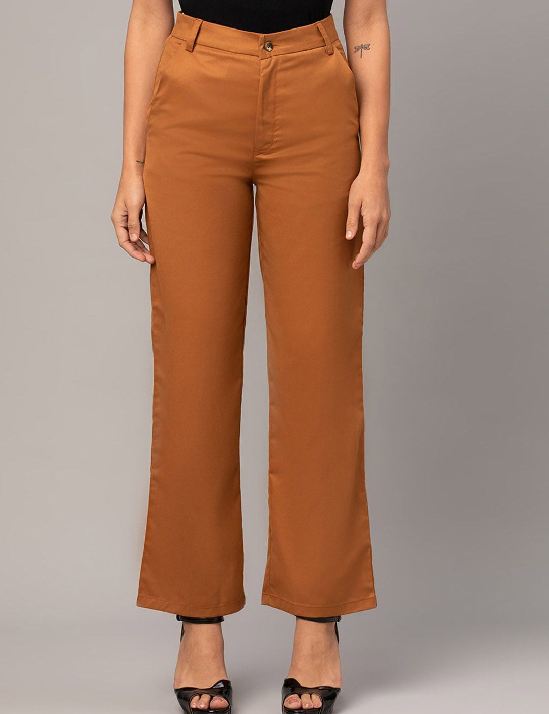 Kotty Women Relaxed Straight Fit High-Rise Easy Wash Trousers