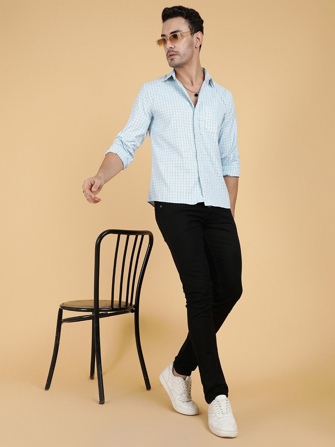 Kotty Men Relaxed Spread Collar Graphic Printed Casual Shirt