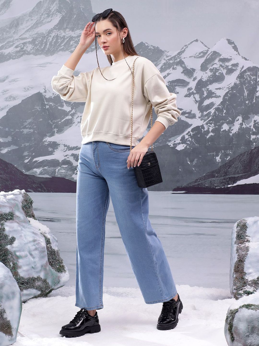 Kotty Women Round Neck Pullover Sweatshirt