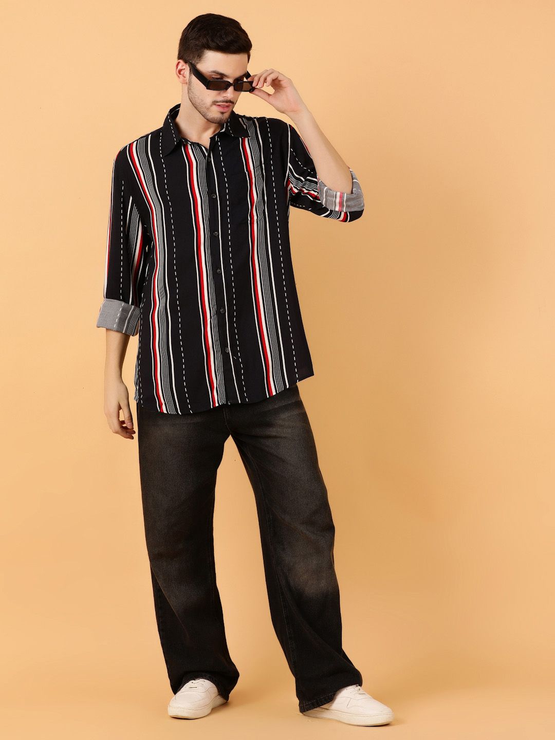 Kotty Men Spread Collar Graphic Printed Casual Regular Fit Shirt