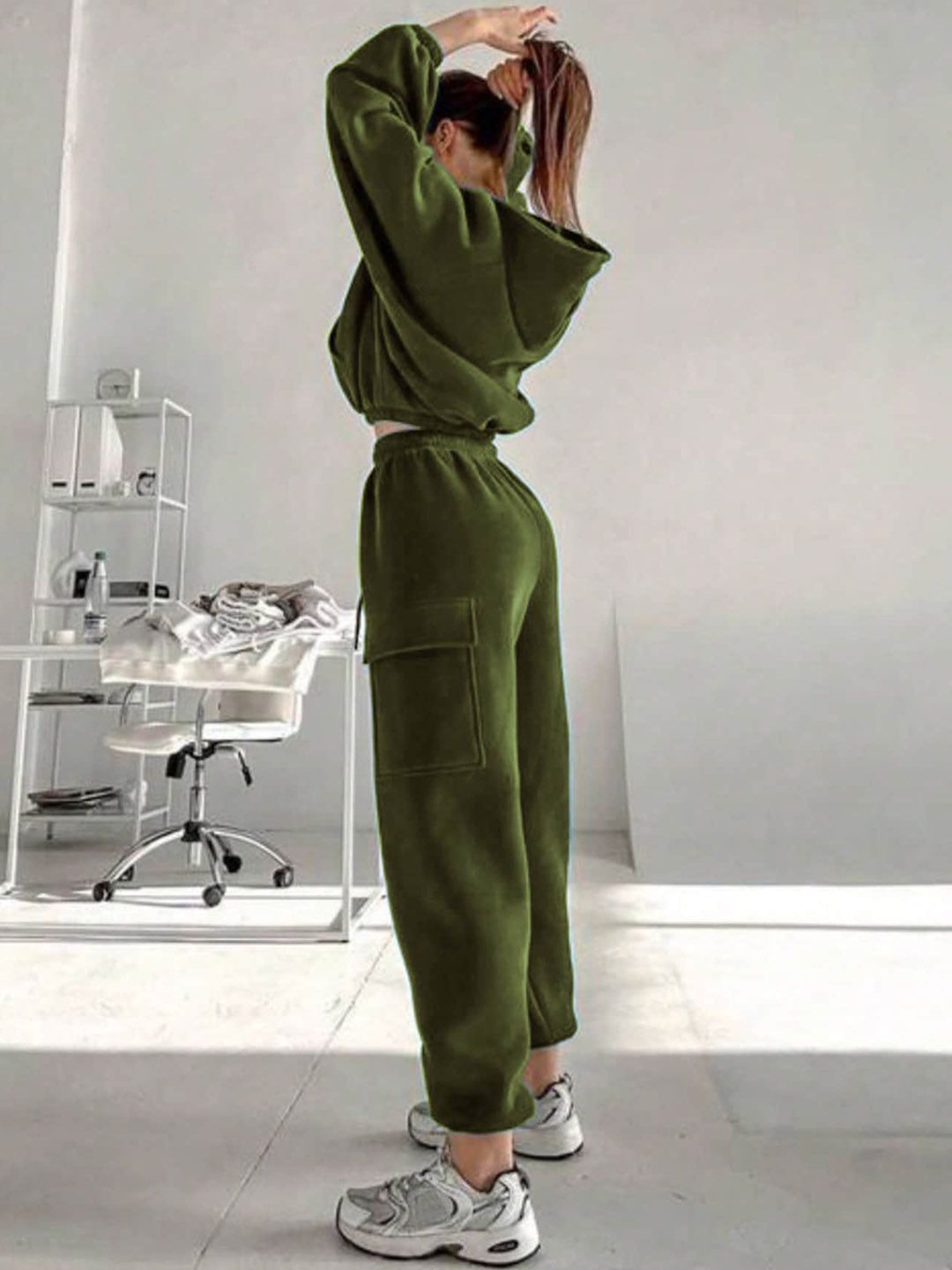 Kotty Hooded Mid Rise Sweatshirt With Joggers