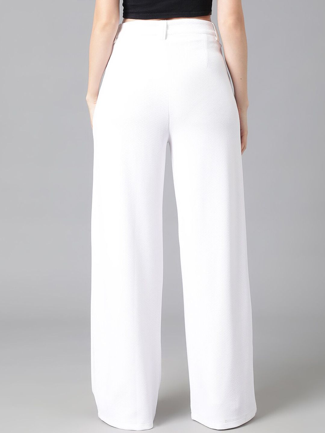 Kotty Women White Relaxed Straight Leg Straight Fit High-Rise Easy Wash Parallel Trousers