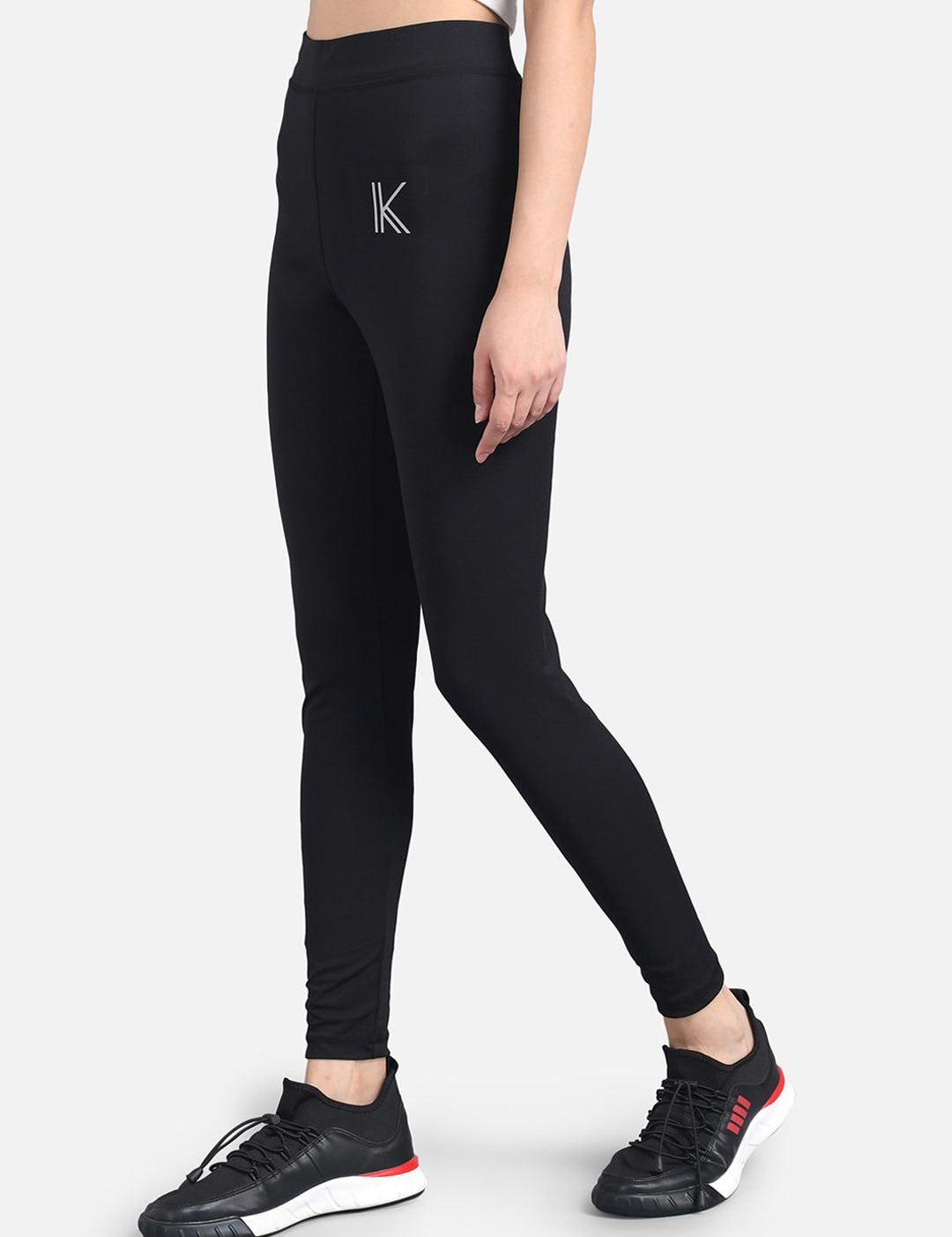 Kotty Women Black & White Printed Tights