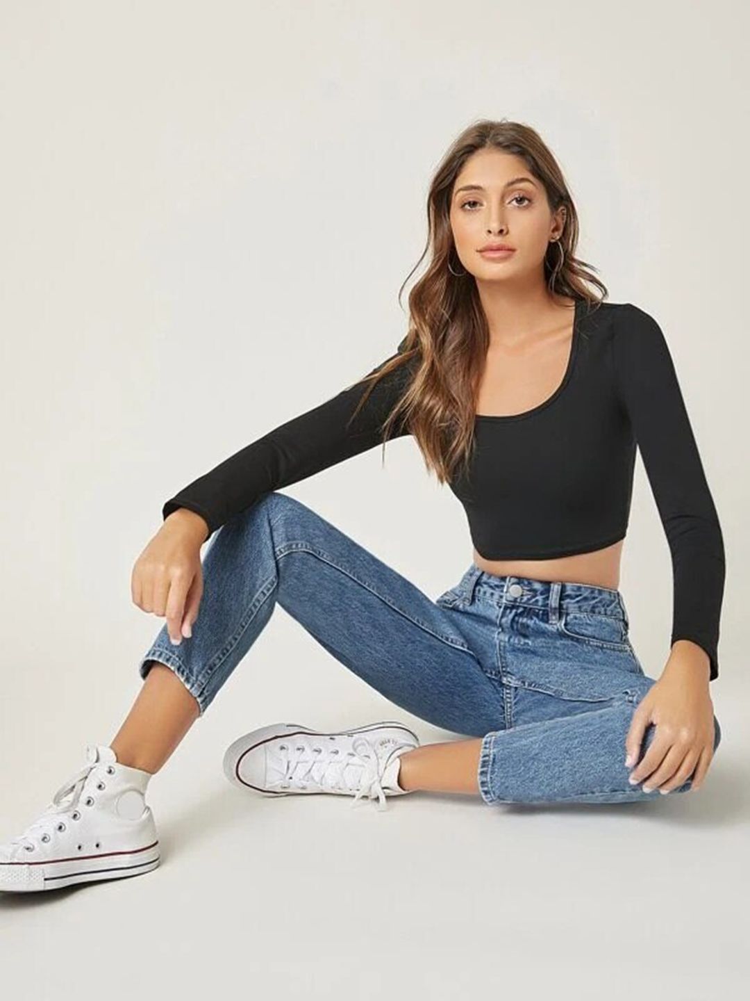 Kotty Women Blue High-Rise Slash Knee Jeans