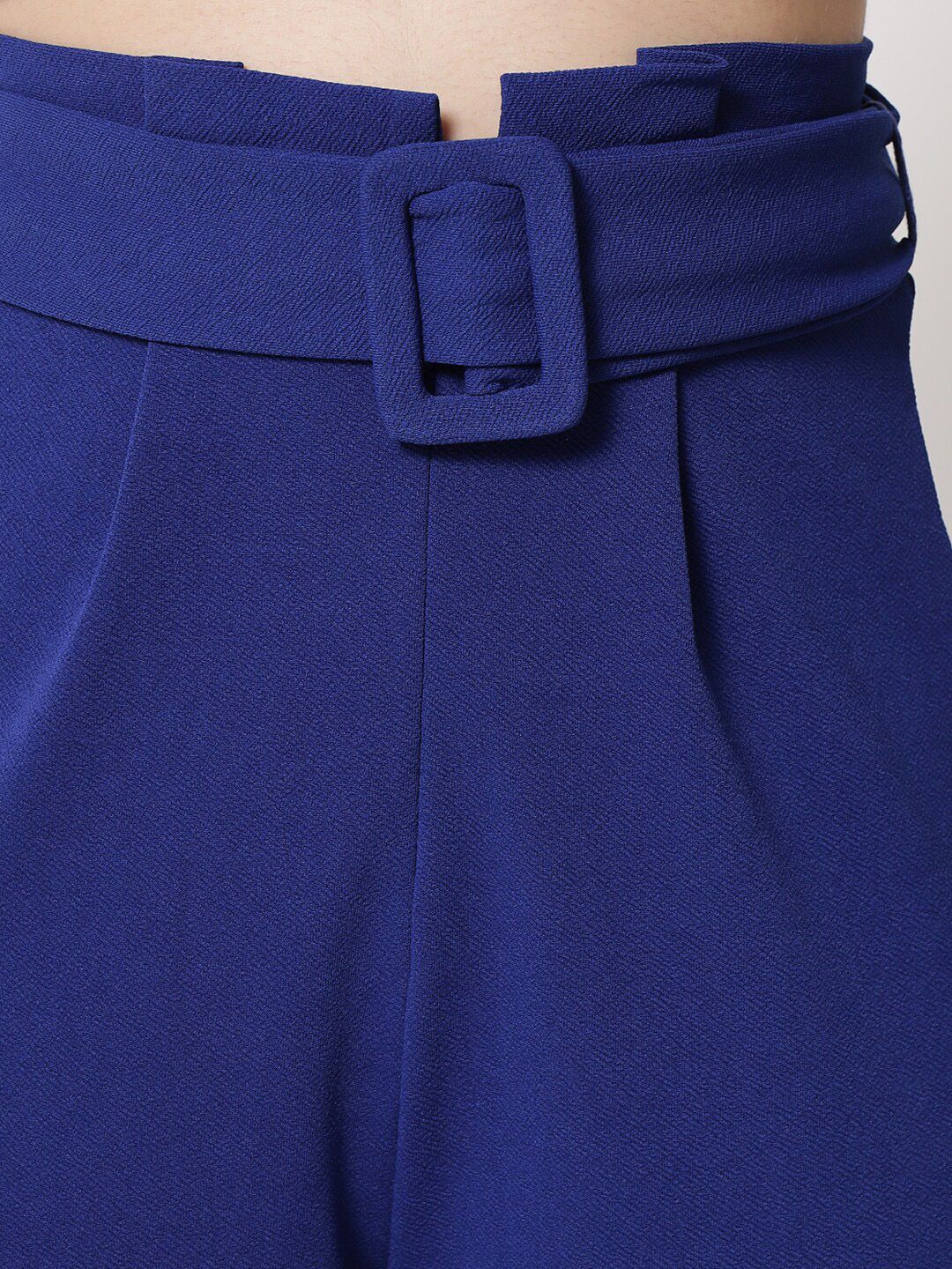 KOTTY BIZwear Women Blue Relaxed Straight Fit High-Rise Easy Wash Pleated Trousers