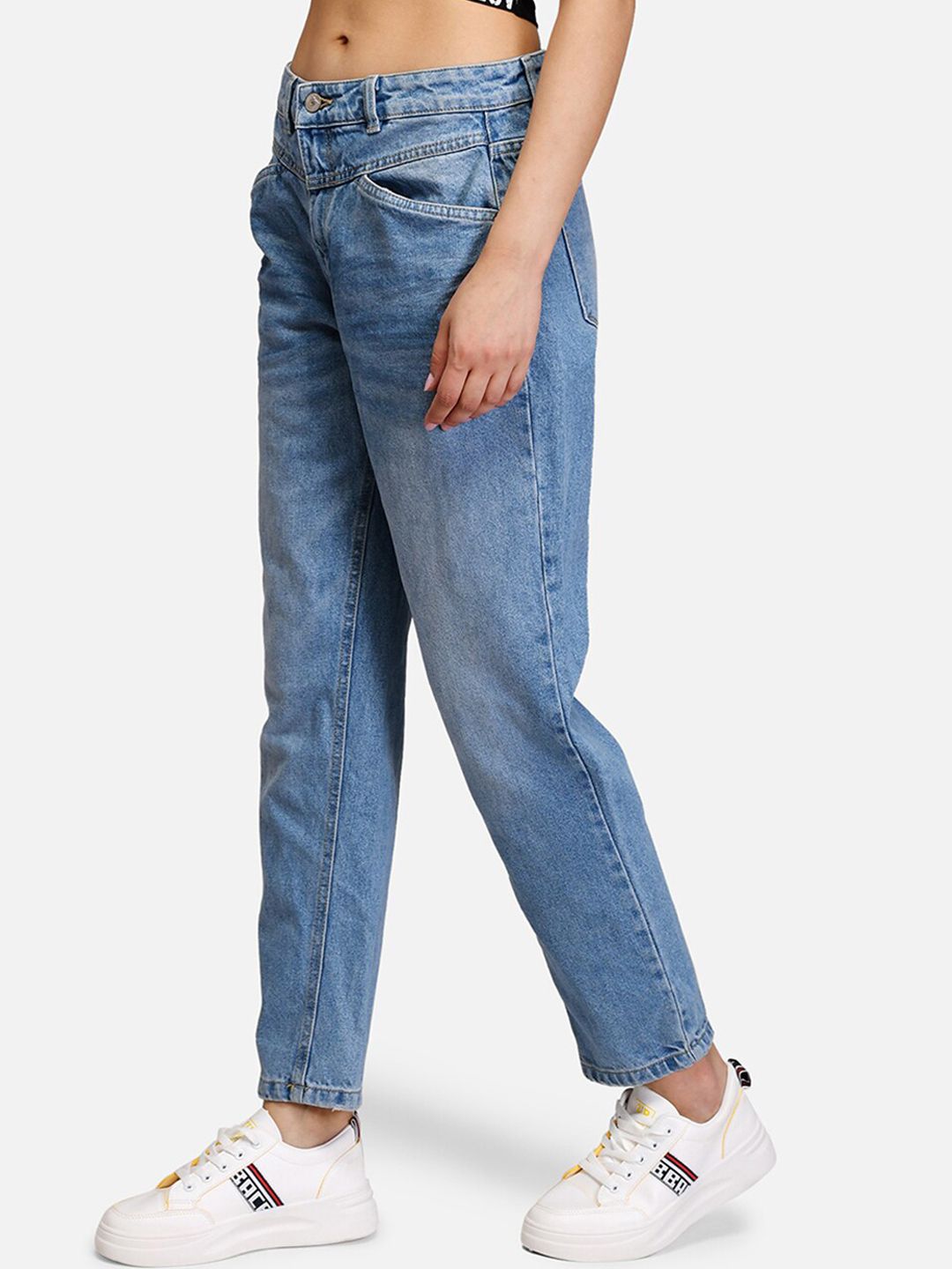 Kotty Women Blue Boyfriend Fit Mid-Rise Clean Look Jeans
