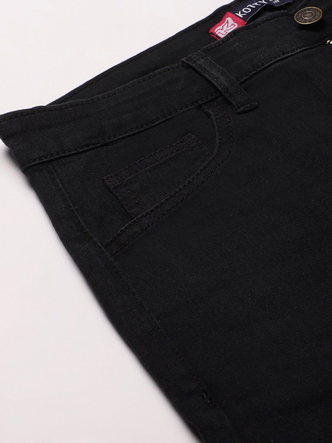 Kotty Women Black Bootcut High-Rise Clean Look Stretchable Jeans