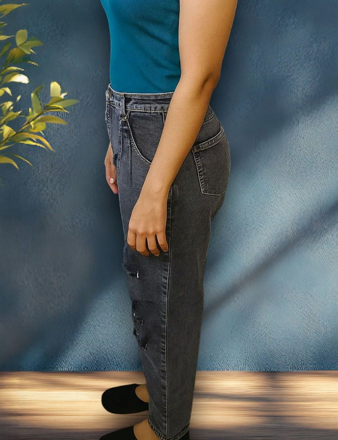 Kotty Women Regular Fit High-Rise Highly Distressed Light Fade Stretchable Jeans