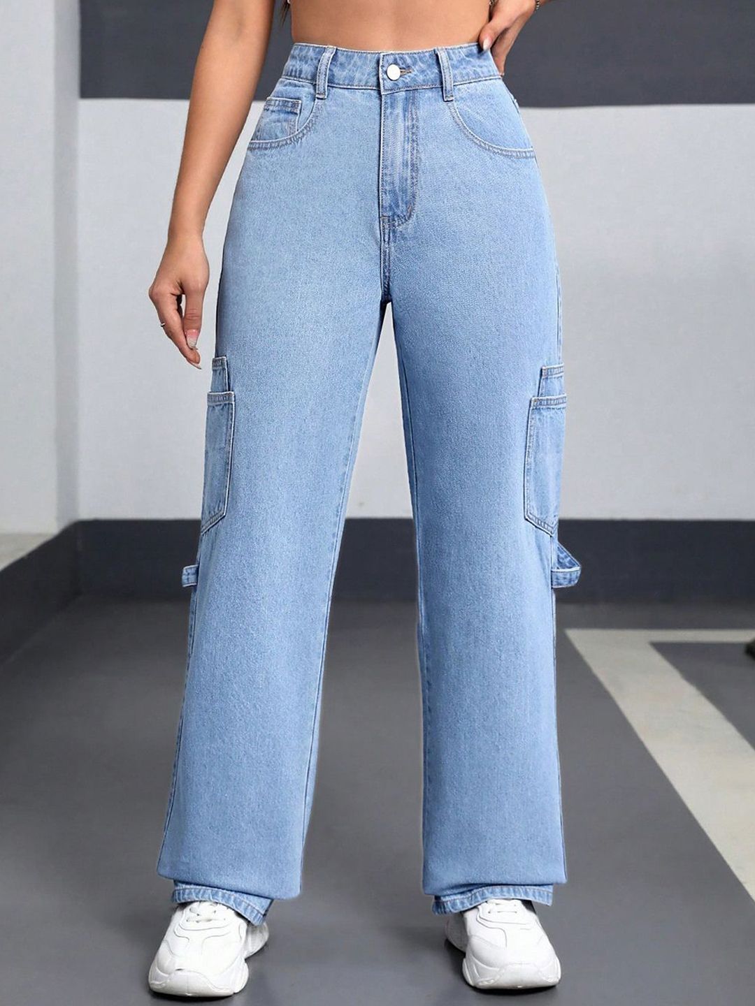 Kotty Women Straight Fit High-Rise Stretchable Jeans