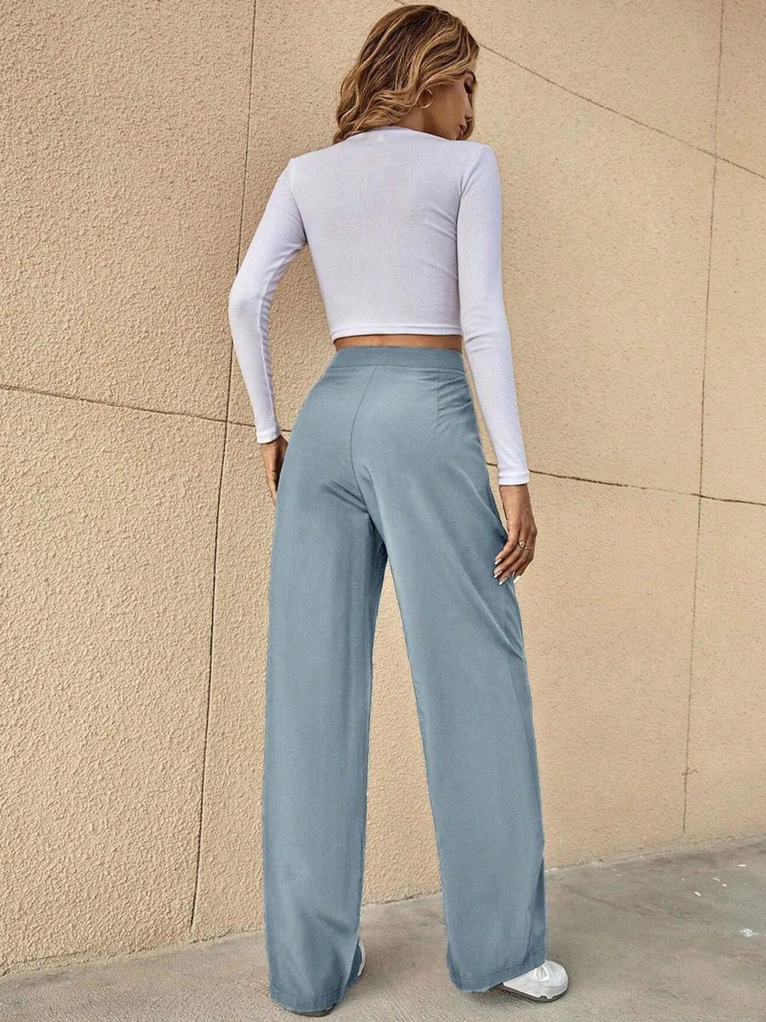 Kotty Women Blue Relaxed Straight Leg Straight Fit High-Rise Easy Wash Pleated Trousers