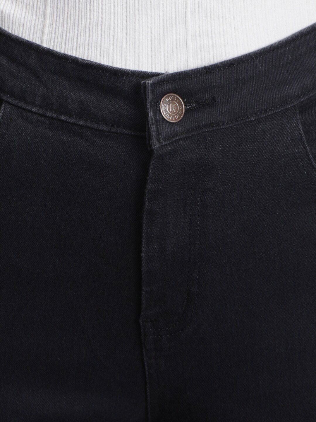 Kotty Women Black Skinny Fit High-Rise Clean Look Jeans