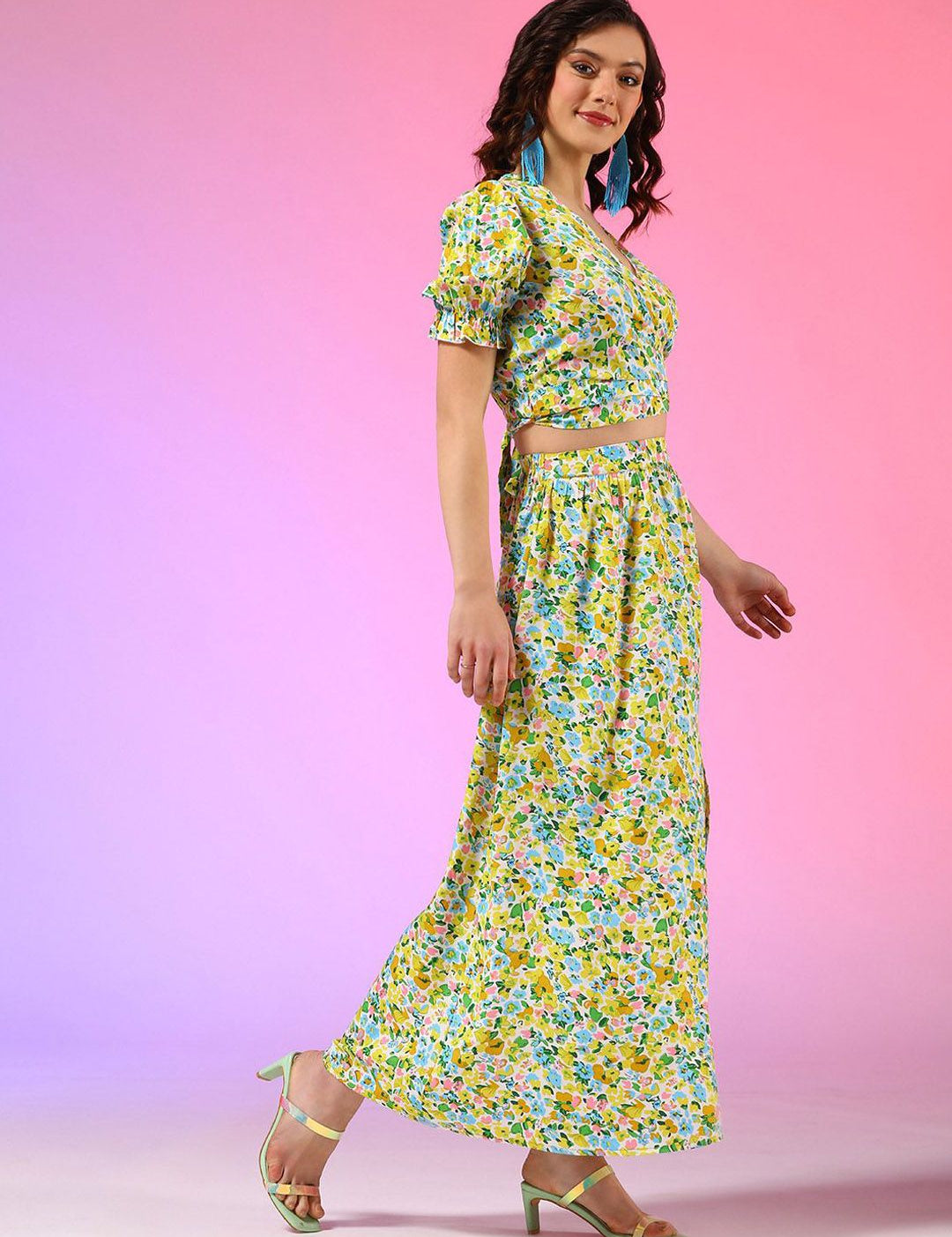 Kotty Yellow Floral Printed V-Neck Top With Skirt