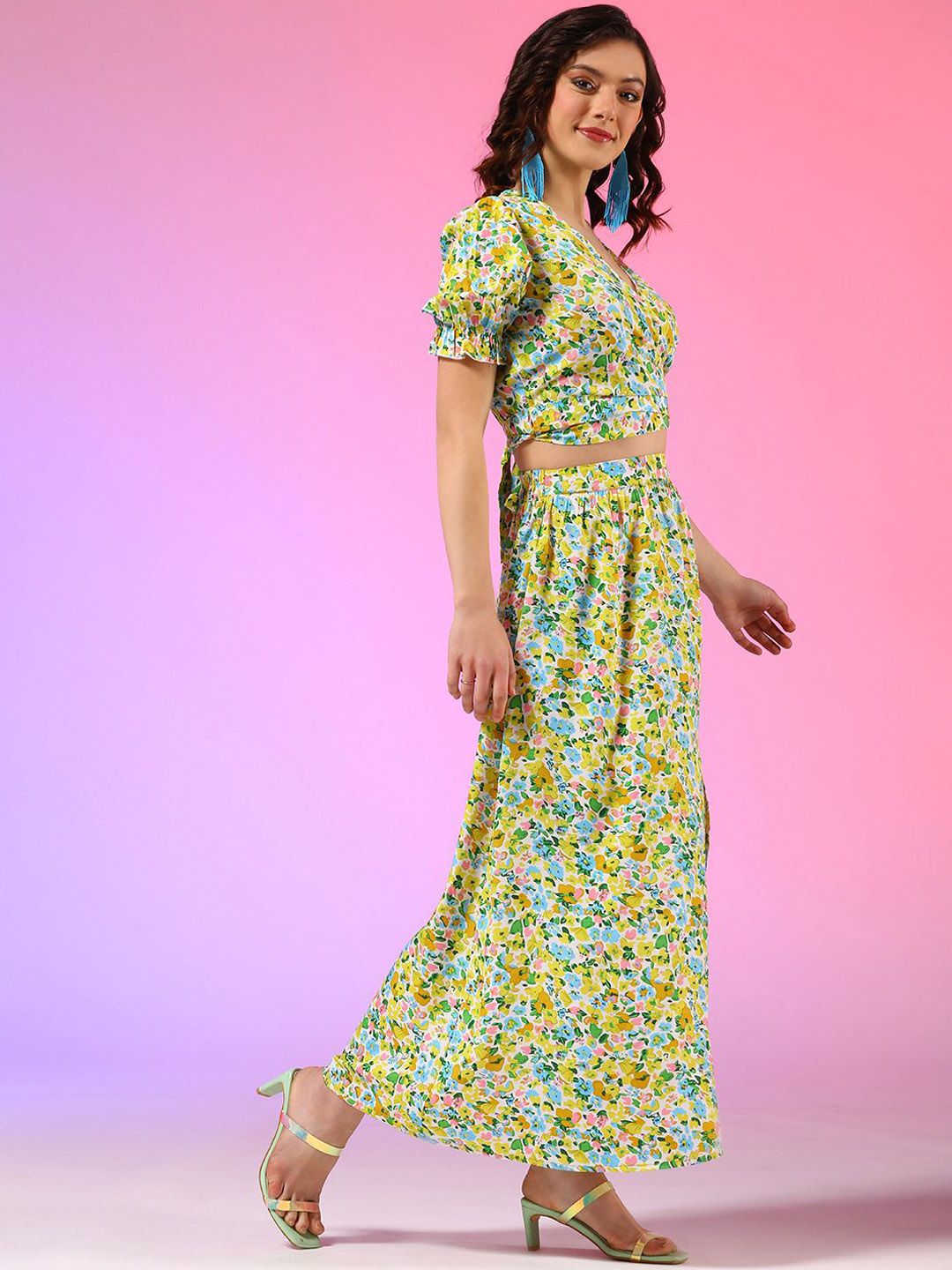 Kotty Yellow Floral Printed V-Neck Top With Skirt