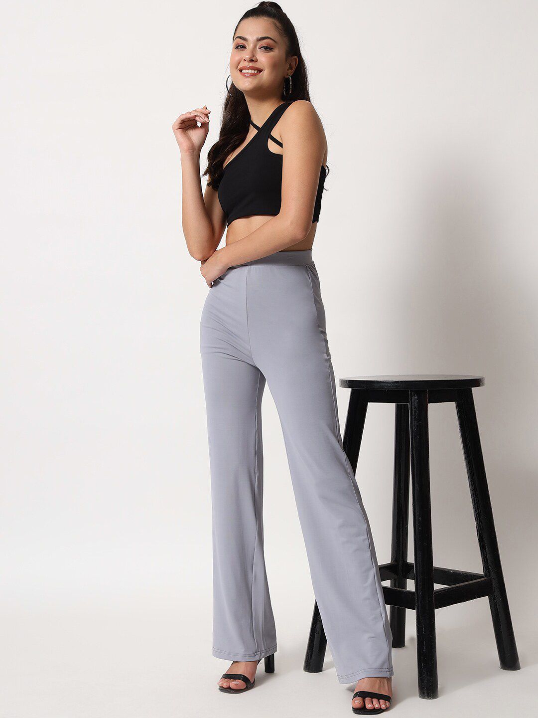 Kotty Women Grey Relaxed Straight Leg Straight Fit High Rise Easy Wash Trouser