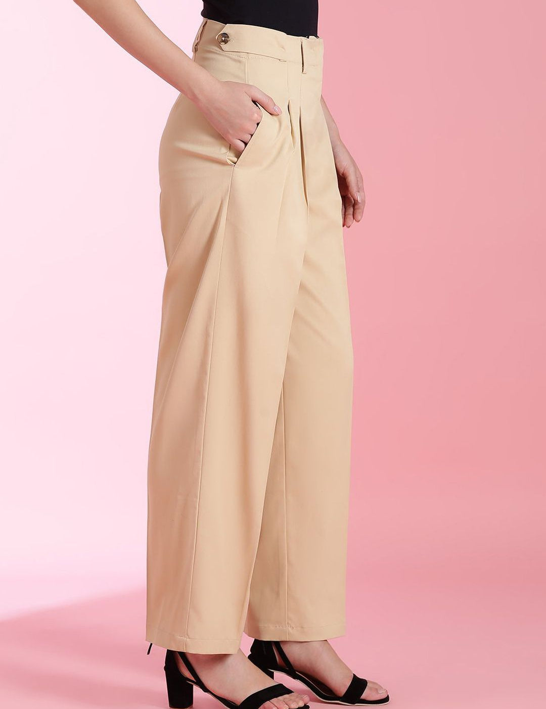 Kotty Women Solid Straight Fit Mid-Rise Pleated Parallel Trousers