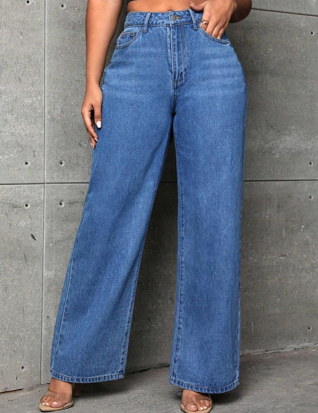 Kotty Women Blue Jean Straight Fit High-Rise Light Fade Clean Look Stretchable Jeans