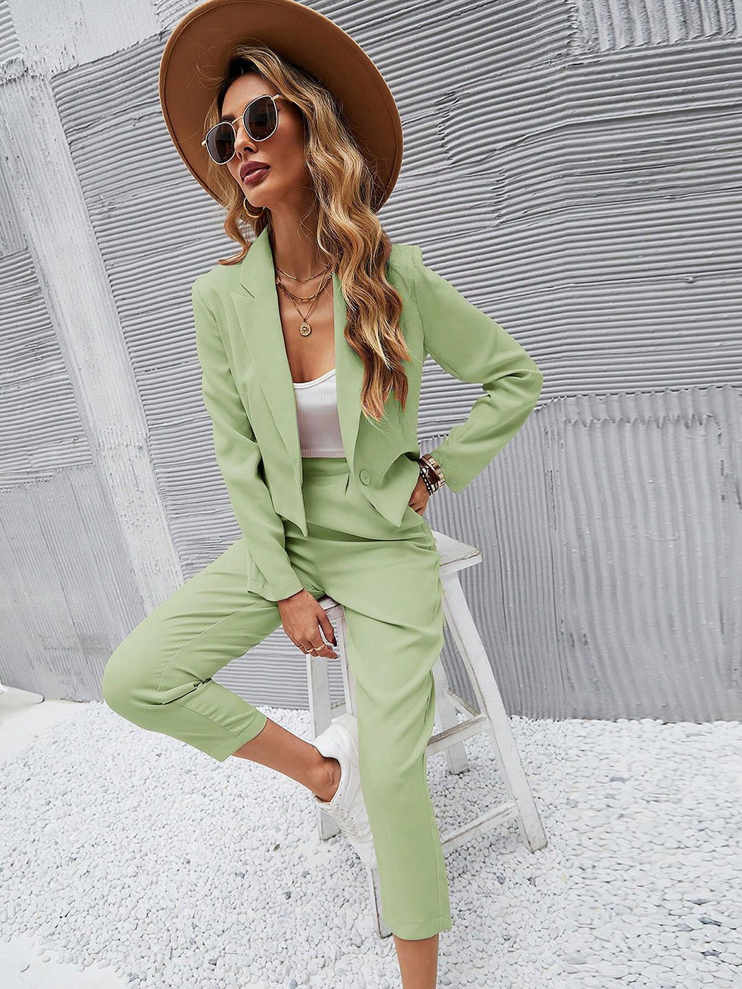 KOTTY BIZwear Green Notched Lapel Collar Long Sleeves Blazer With Trouser