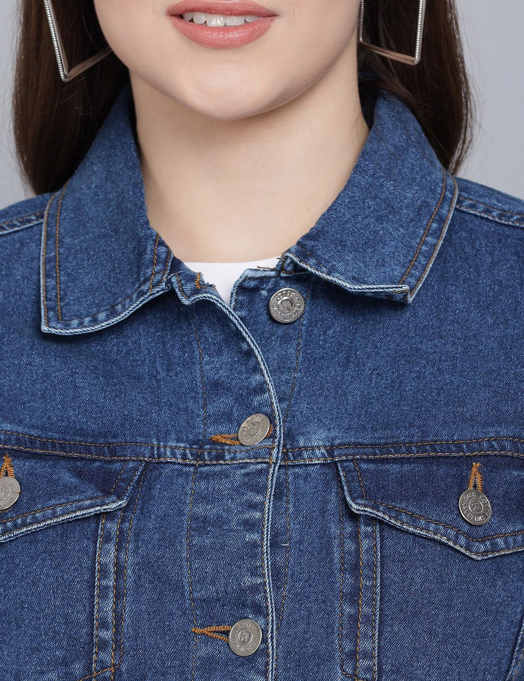 Kotty Women Blue Washed Lightweight Crop Denim Jacket with Patchwork