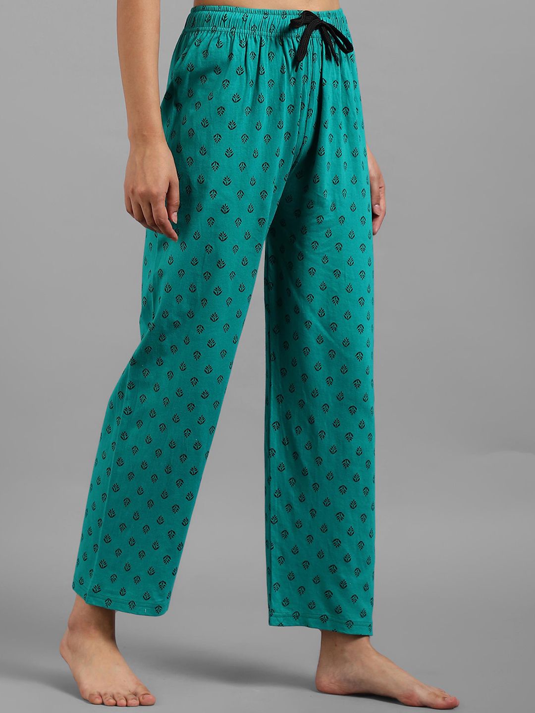 Kotty Women Green Printed Lounge Pants