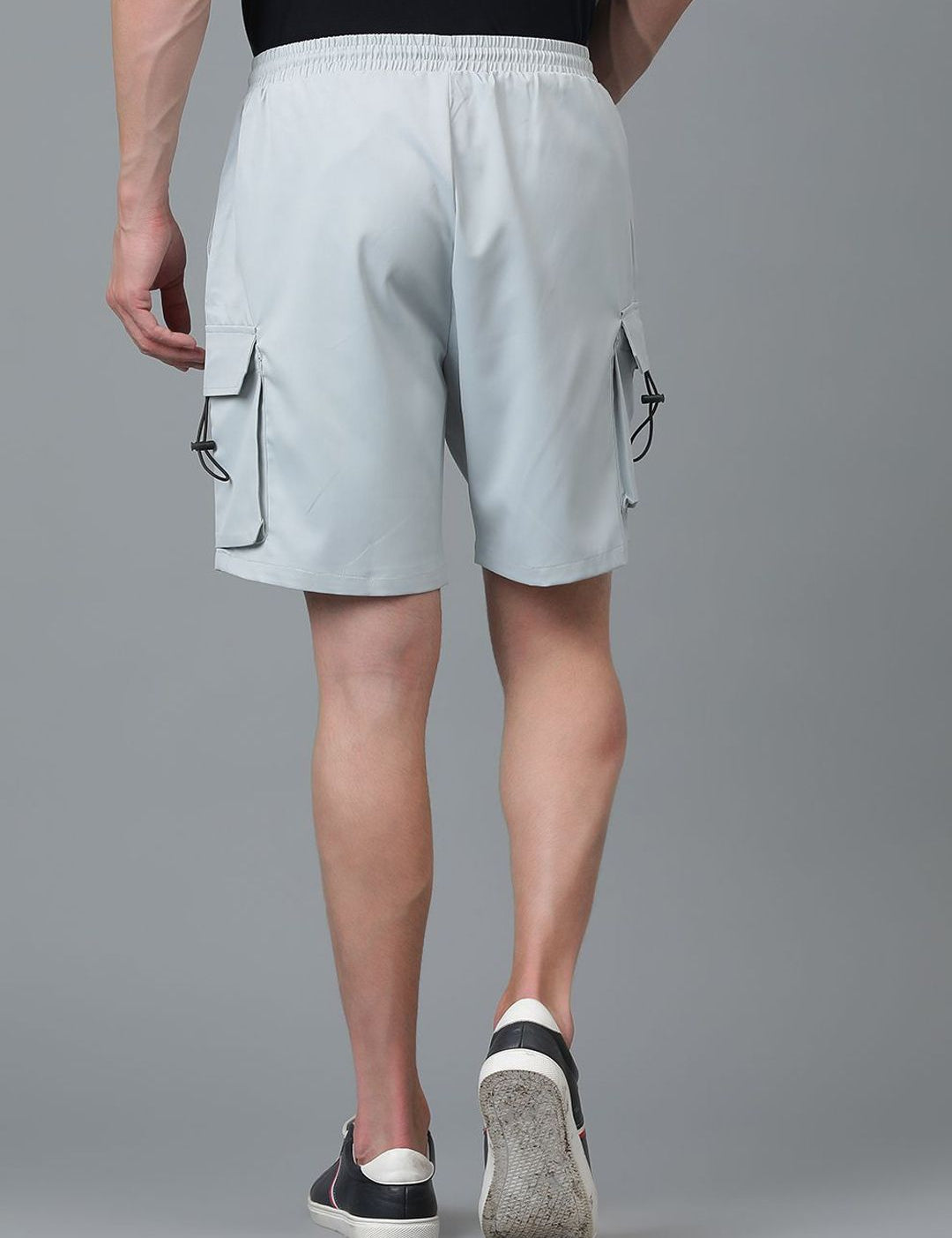 Kotty Men Low-Rise Cargo Shorts