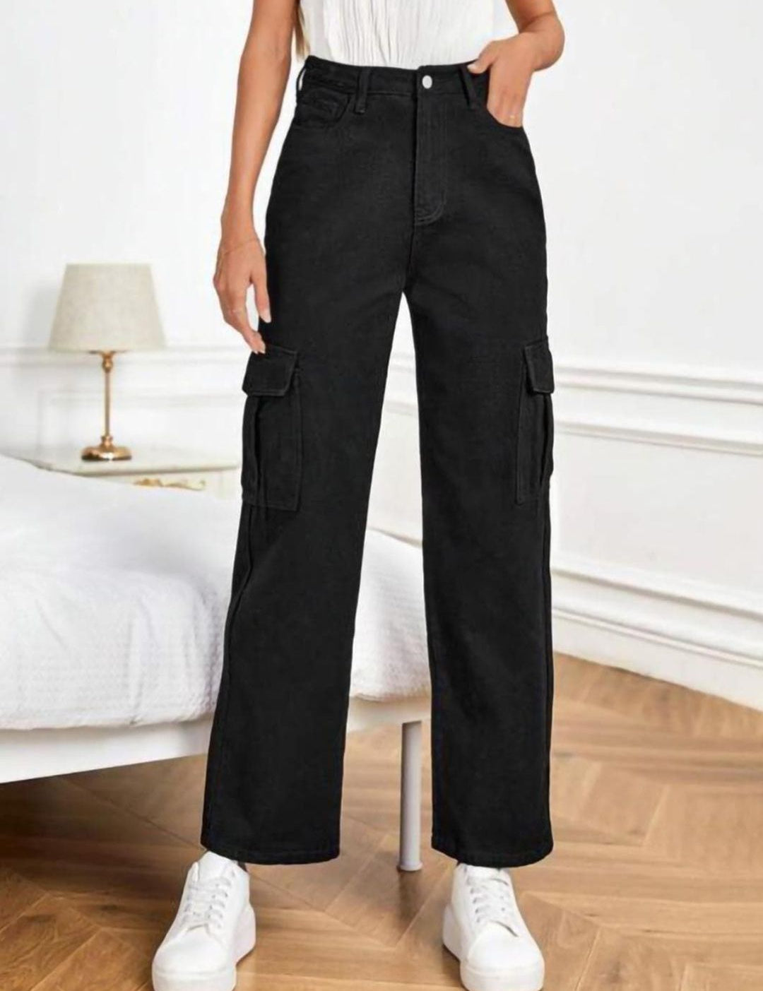 Kotty Women Black Jean Straight Fit High Rise Clean Look Stretchable Jeans