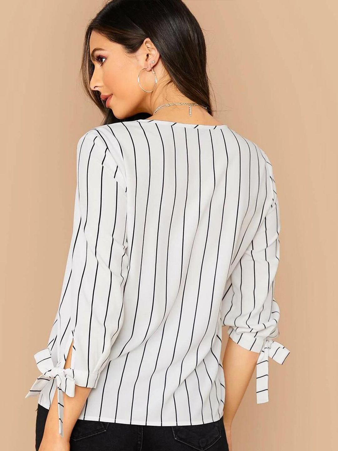 Kotty Striped V-Neck Regular Top