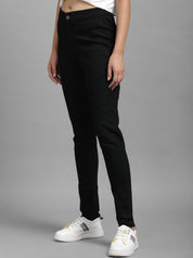 Kotty Women Black Skinny Fit Mid-Rise Clean Look Jeans