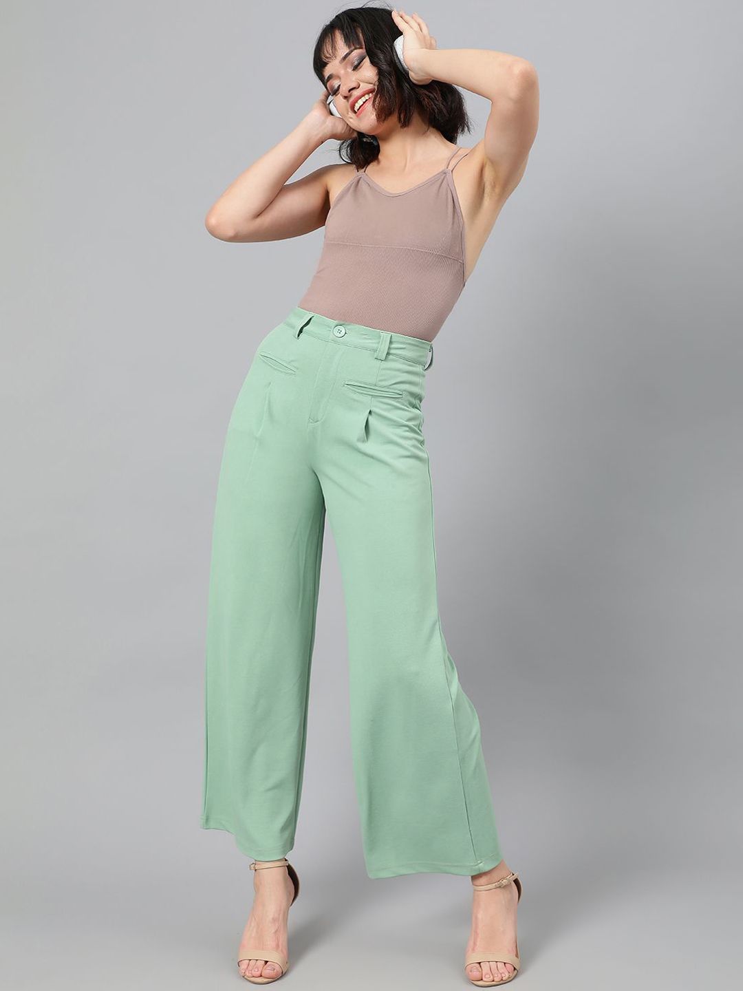 Kotty Women Relaxed Straight Fit High-Rise Easy Wash Trousers