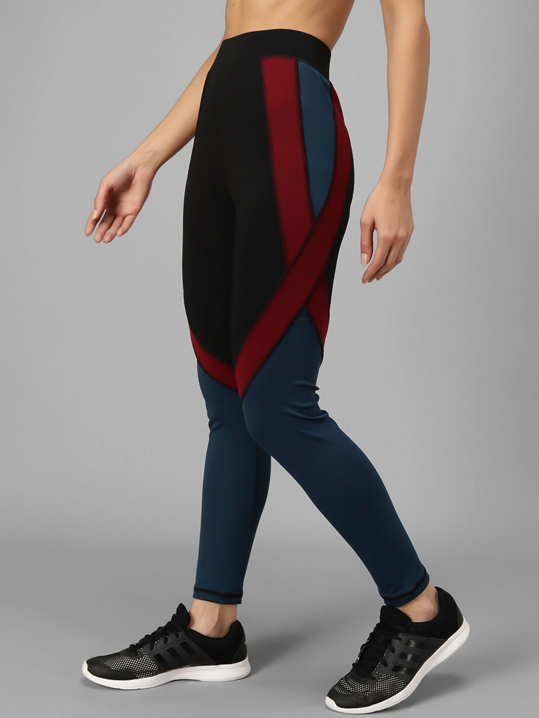 Kotty Women Black & Teal Blue Ccolourblocked Tights