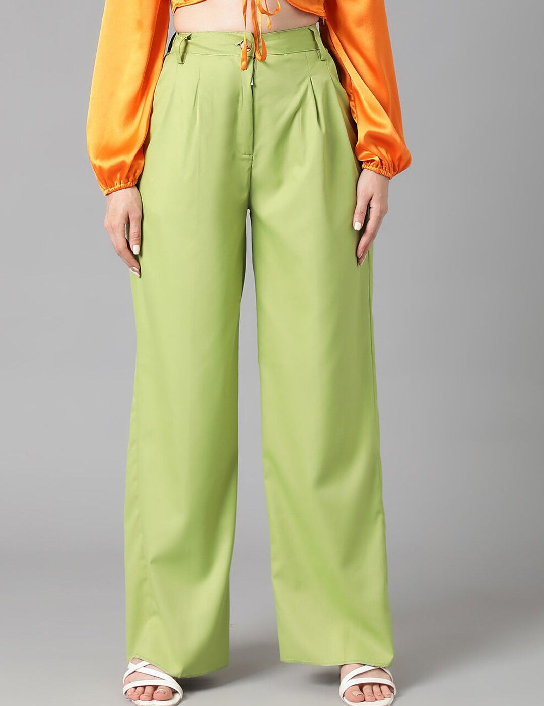 Kotty Women Green Relaxed Straight Leg Straight Fit High-Rise Easy Wash Pleated Trousers